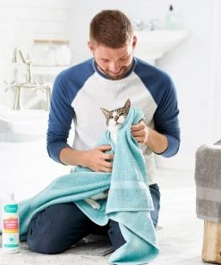 Frisco Shed Control Dog & Cat Shampoo, Sweet Nectar Scent -Frisco Sales 2024 192070 PT4. SY630 V1589487674