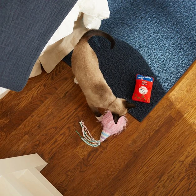 Frisco Baseball Snacks Cat Toy, 2 count 6 Frisco Baseball Snacks Cat Toy, 2 count - Image 4